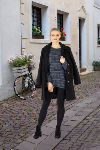 WOMEN'S JACKET WITH BACK FLAP