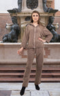 Taupe