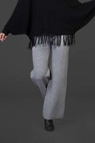 KNITTED PANT WITH DRAWSTRING