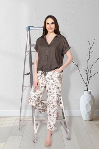 Ankle-Length Pants with Slit Detail